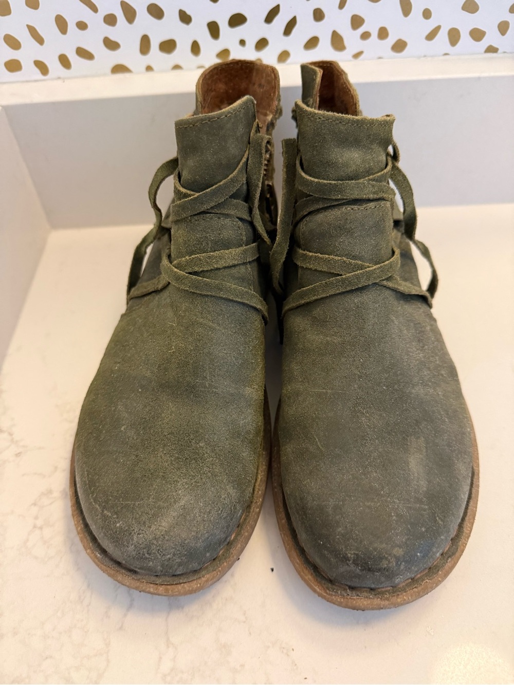 Born Tarklin Ankle Boots Flat Sole Green Suede Wrap Around Tie Women's US 8 - Picture 4 of 5